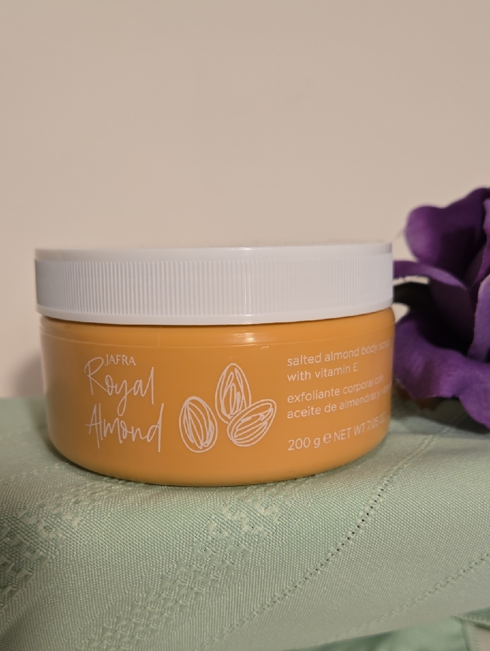 JAFRA Royal Almond Salted Almond Body Scrub 7.05 oz NWT • Discontinued Formula